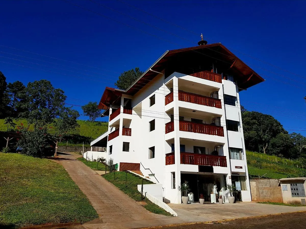 San Michael Hospedaria Treze Tílias 0*,