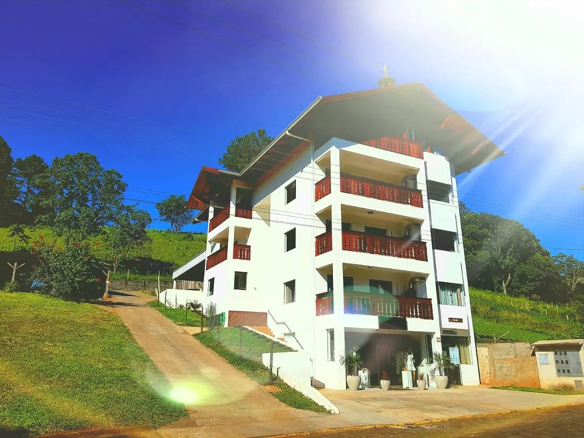 San Michael Hospedaria Treze Tílias Lägenhet